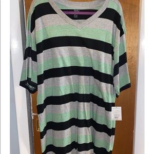 NWT Big Men’s vneck shirt